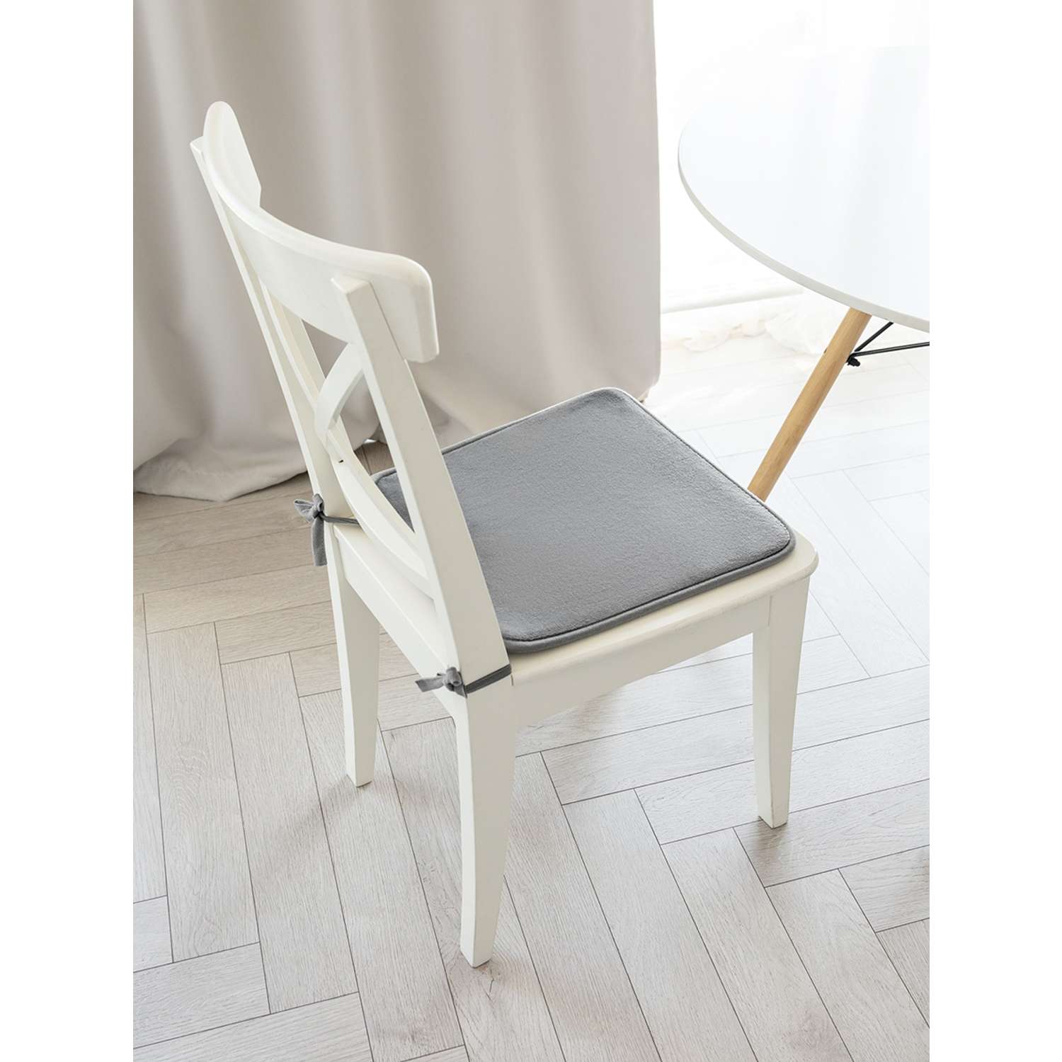Подушка на стул DeNASTIA с эффектом памяти 40x35x38 см серый P111144 - фото 1