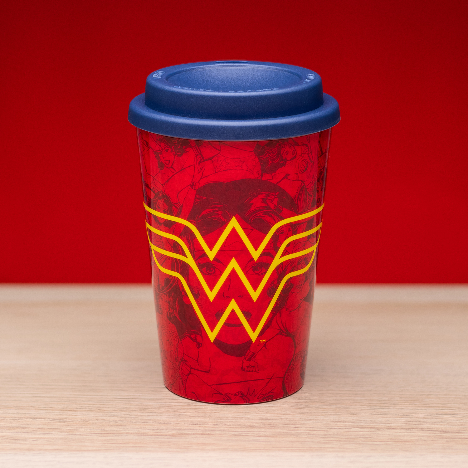 Кружка PALADONE Red Wonder Woman Travel Mug 450ml PP5141DC - фото 3
