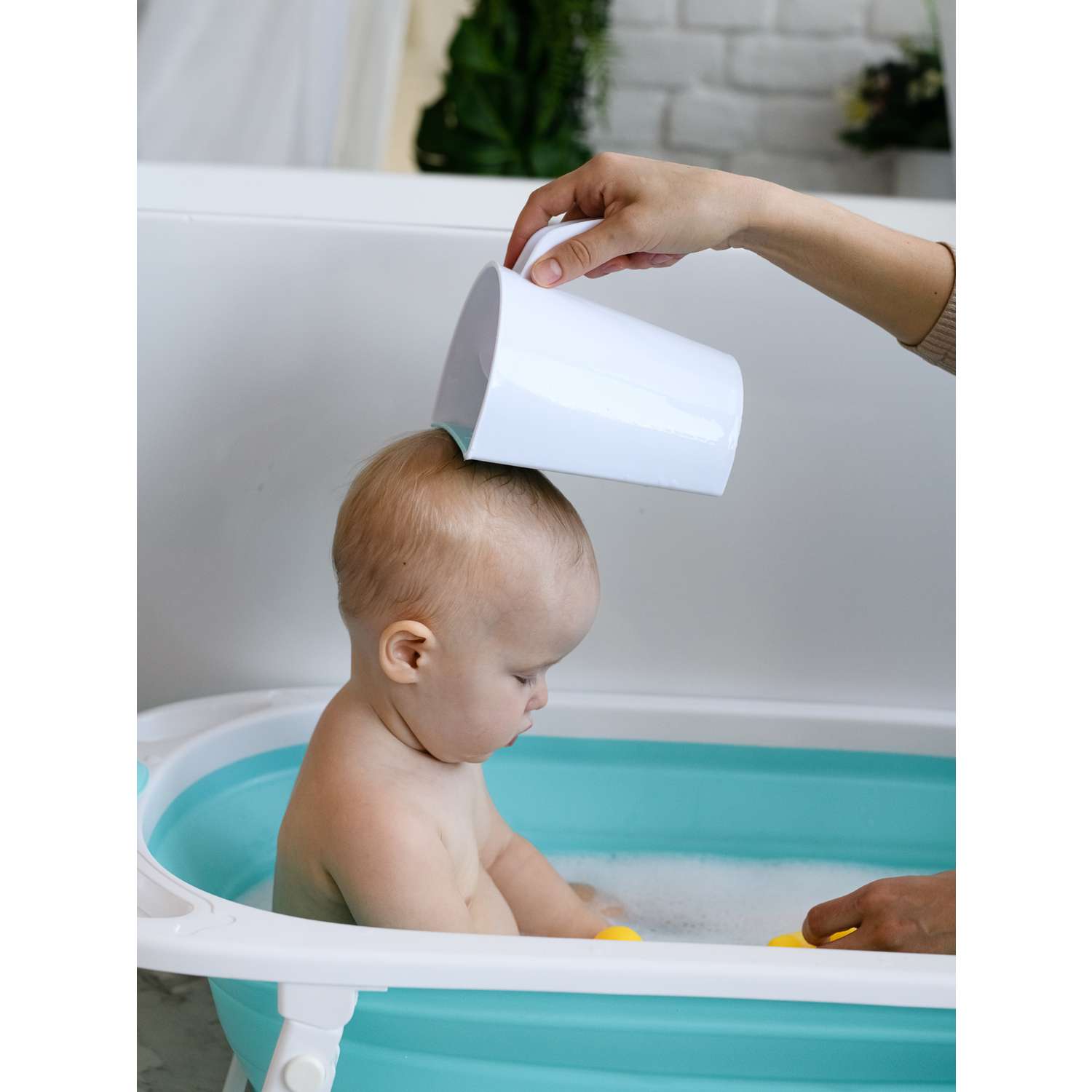 Ковш детский Miyoumi для купания и мытья головы - Mint - фото 14