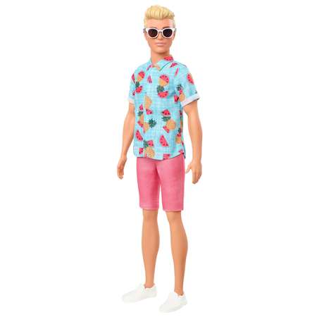 Кукла Barbie Игра с модой Кен со светлыми волосами в голубой рубашке с тропическим принтом GHW68