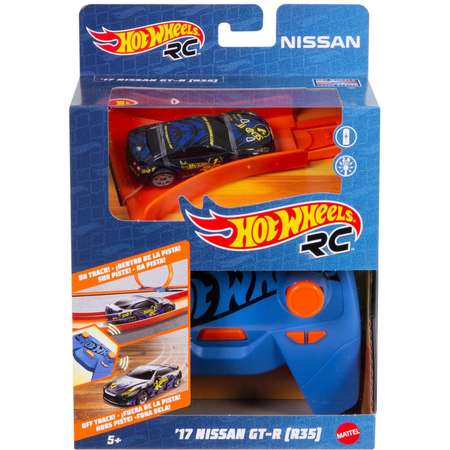 Машинка Hot Wheels РУ Ниссан GT-R 17 GWB72