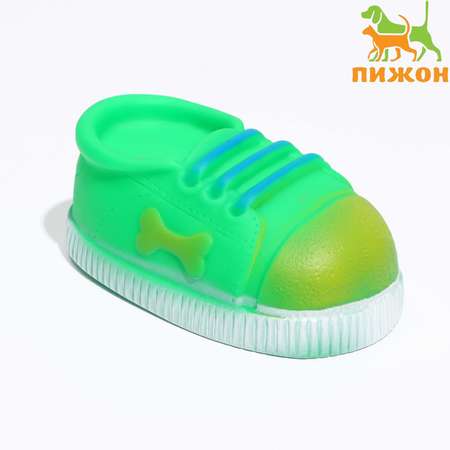 Игрушка Пижон пищащая «Ботинок» для собак 9.5 см зелёная
