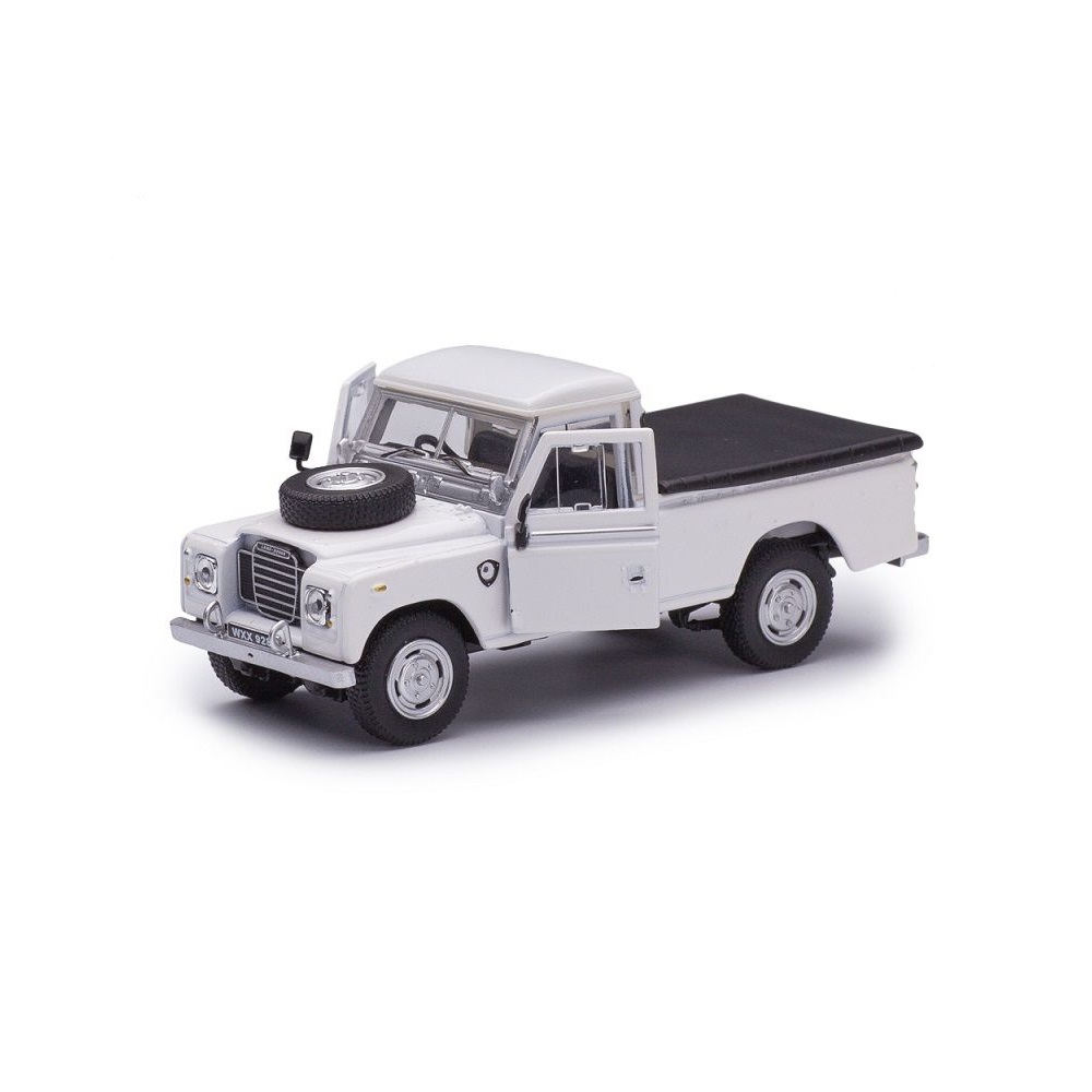 Пикап CARARAMA Land Rover 1:43 без механизмов белый 7863 - фото 2