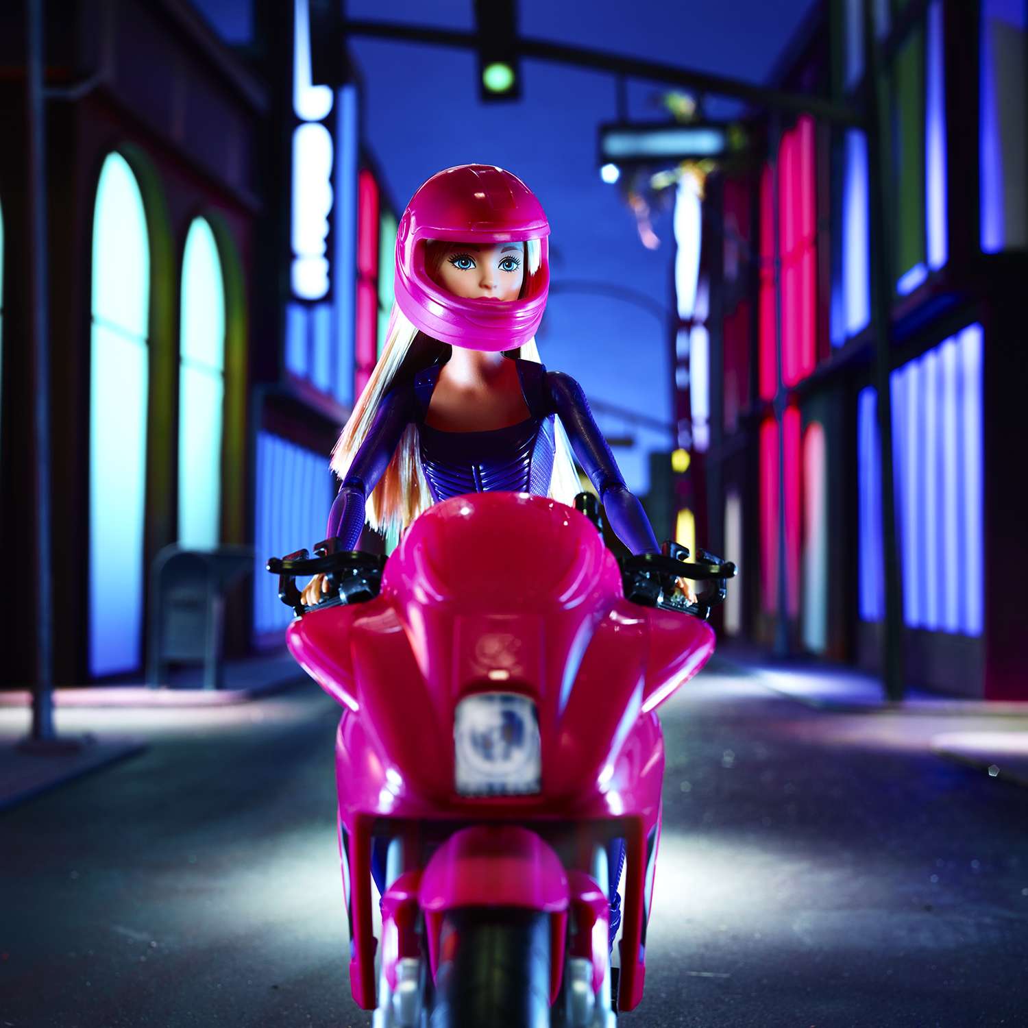 Мотоцикл Barbie секретного агента DHF21 - фото 12