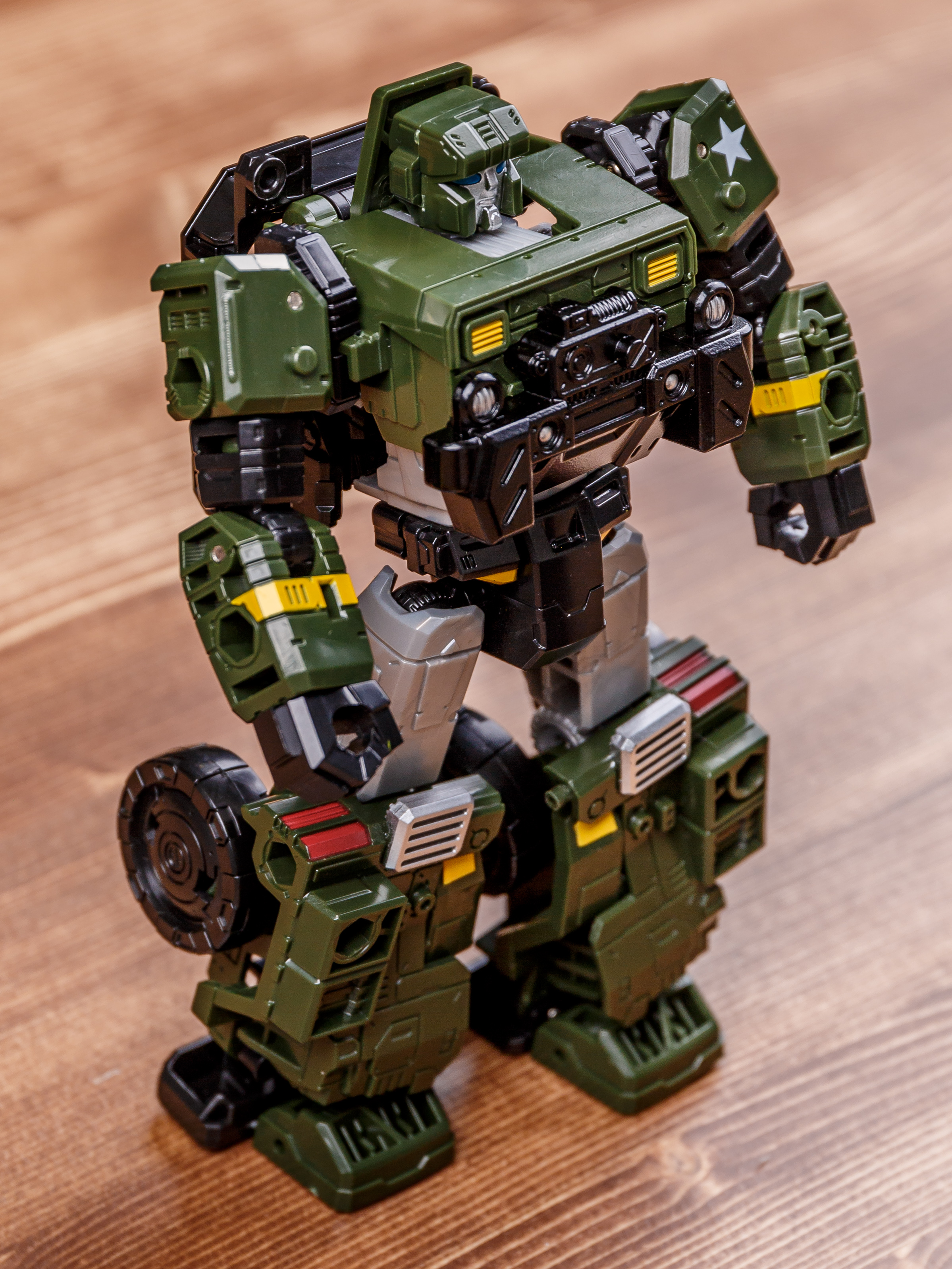 Робот-трансформер BAZUMI Хаунд хаммер 2 в 1 военная машина грузовик / подарок для мальчика - фото 7