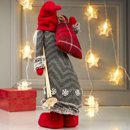 Кукла интерьерная Зимнее волшебство «Дедушка Мороз с мешком подарков и лыжными палками» 40х14х16 см