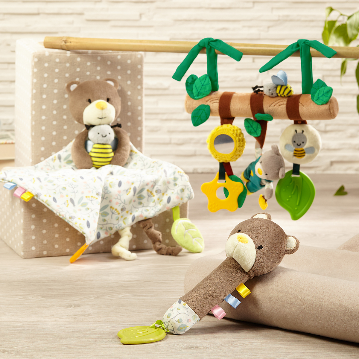 Игрушка-подвеска Babyono развивающая для коляски Teddy Gardener - фото 21