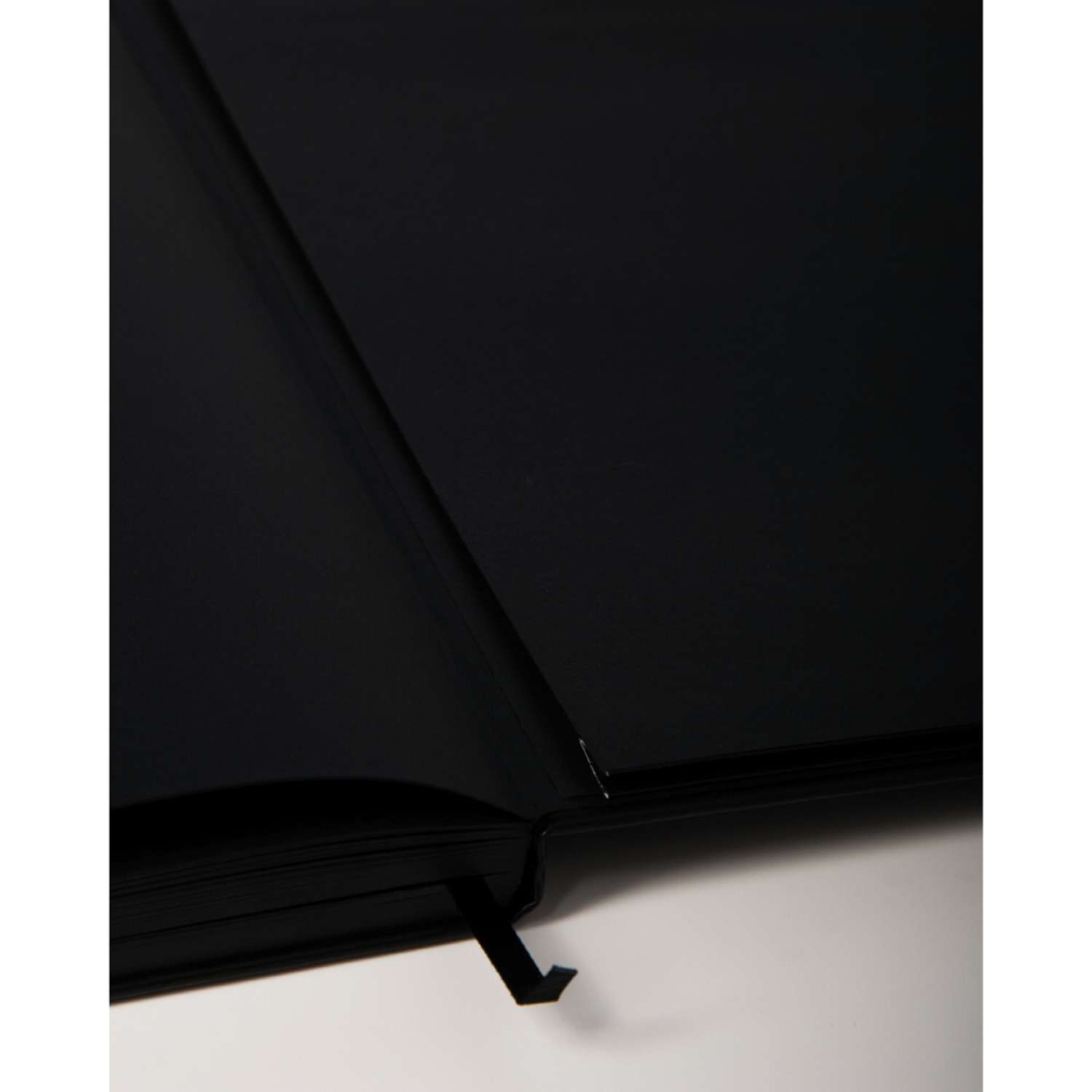 Скетчбук Sakura 140 г/кв.м 12х12 см 80 листов черного цвета Твердая черная обложка - фото 6