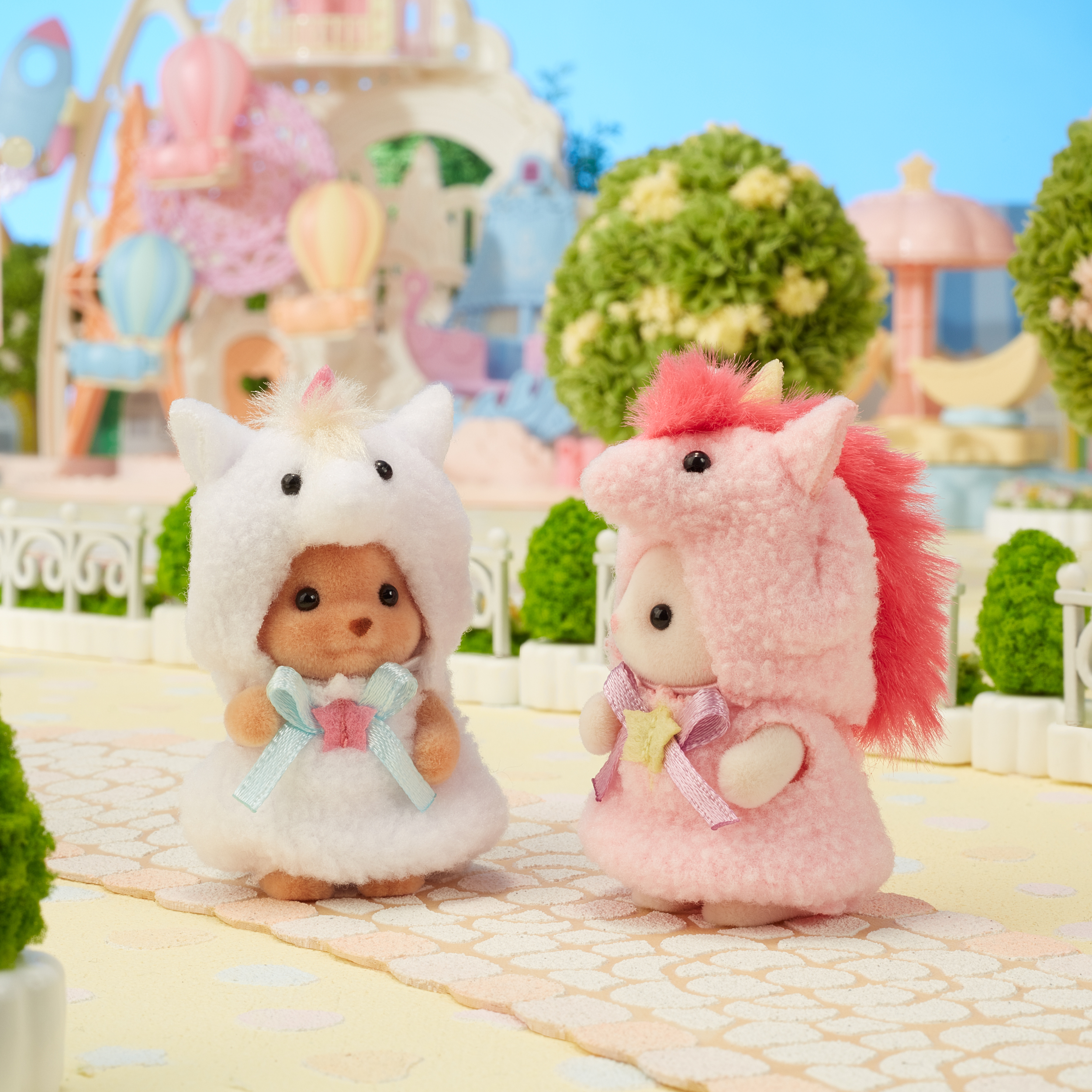 Набор Sylvanian Families Малыши в костюмах единорогов 2123 - фото 2