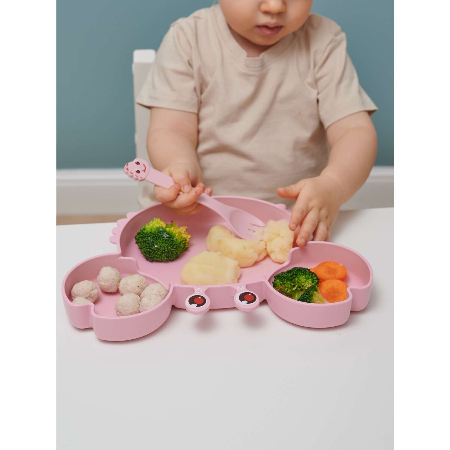 Набор детской посуды Добрый Филин Тарелка вилка ложка Крабик розовый 4 предмета - фото 10