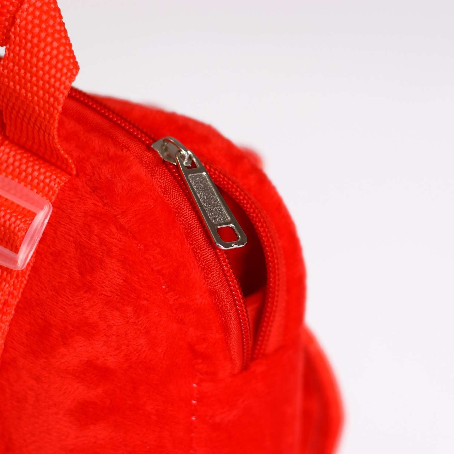 Детский рюкзак Milo Toys плюшевый Зайка 22х17 см с карманом - фото 3