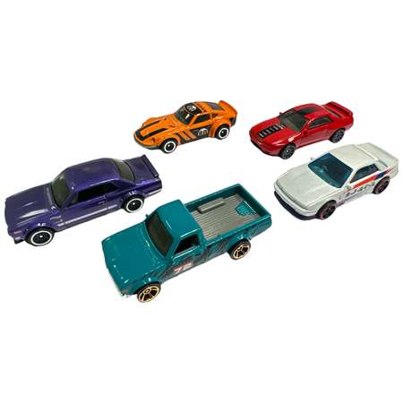 Игровой набор Hot Wheels Nissan nissan 1:64 без механизмов