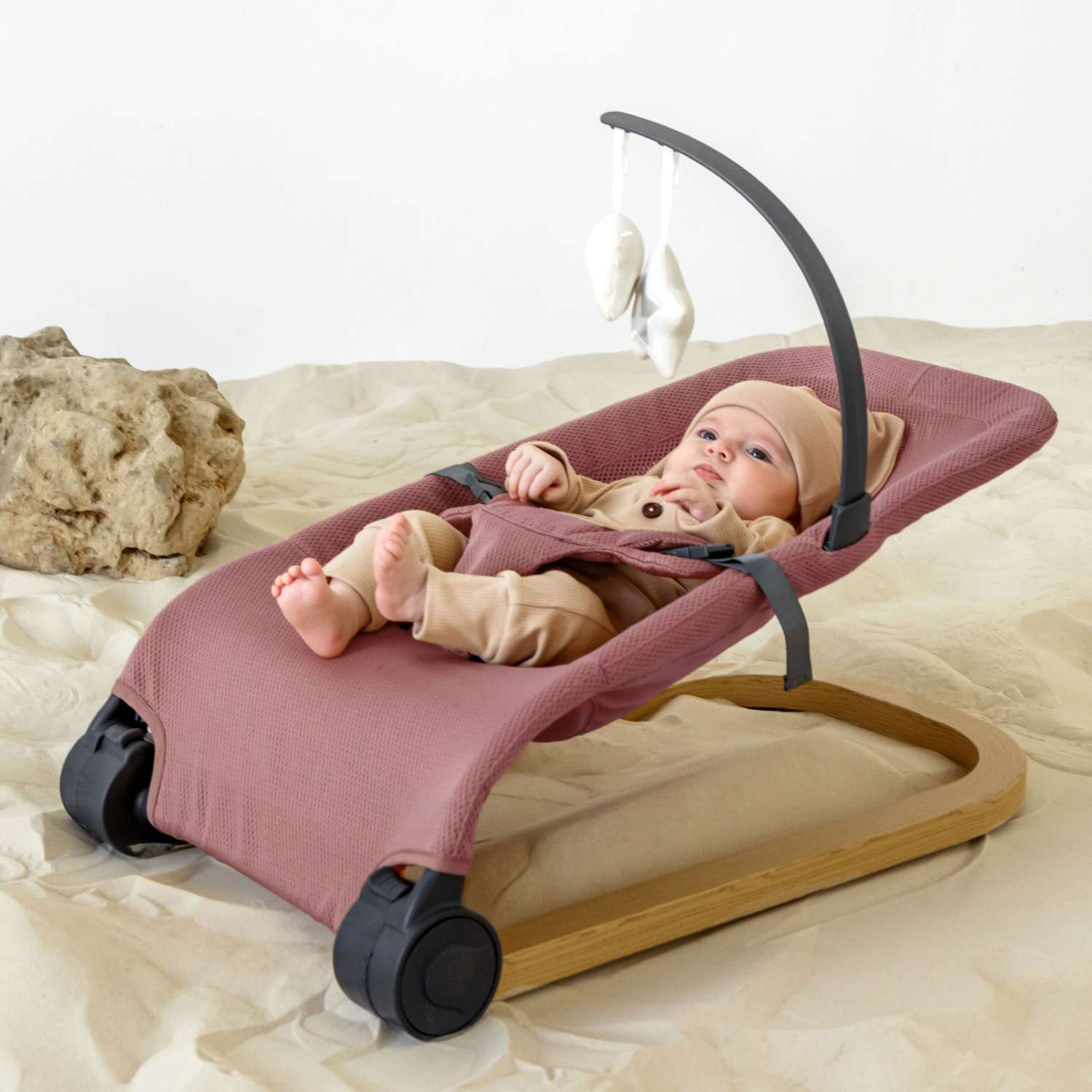 Детский шезлонг AmaroBaby Baby relax розовый - фото 2