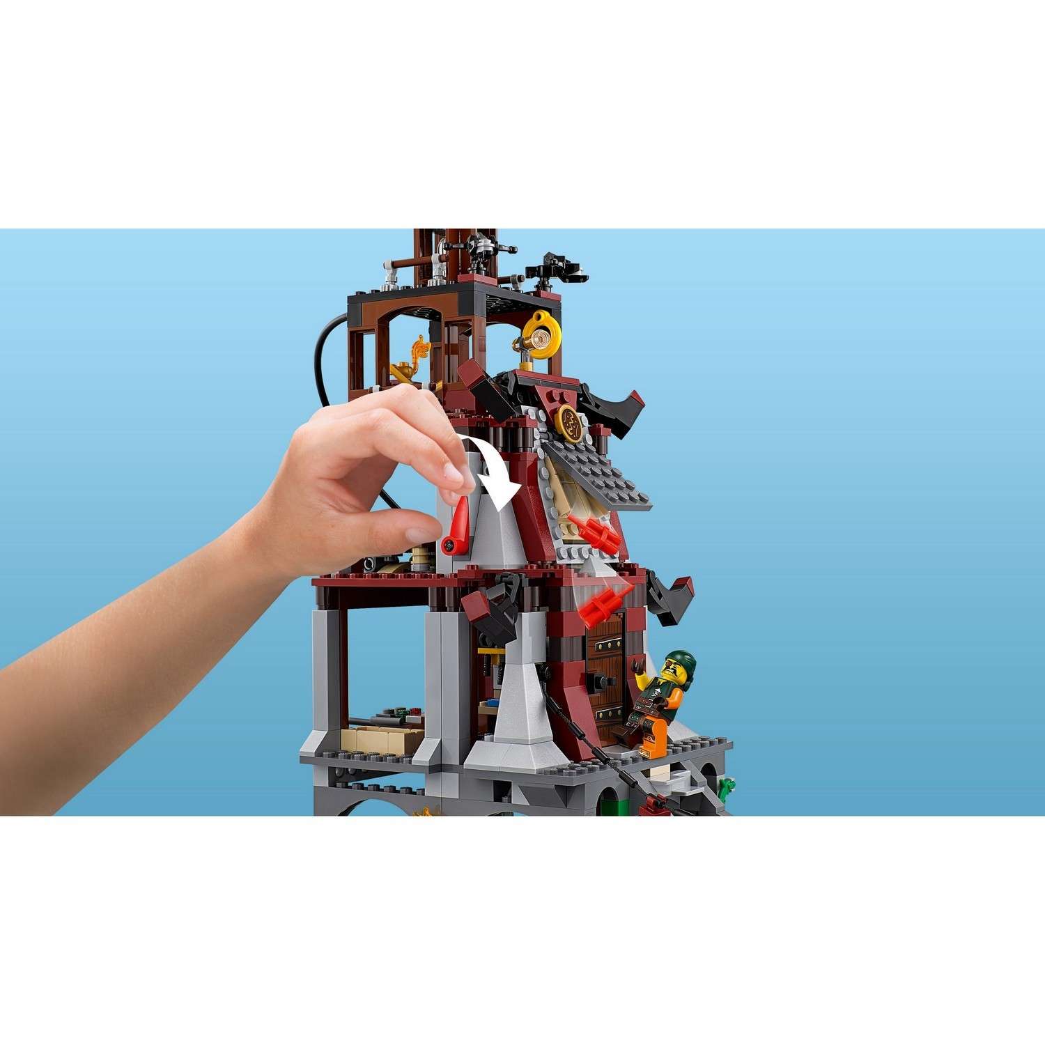 Конструктор LEGO Ninjago Осада маяка (70594) - фото 6