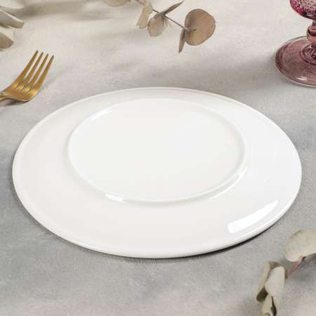 Тарелка Sima-Land фарфоровая обеденная White Label d=22 6 см цвет белый