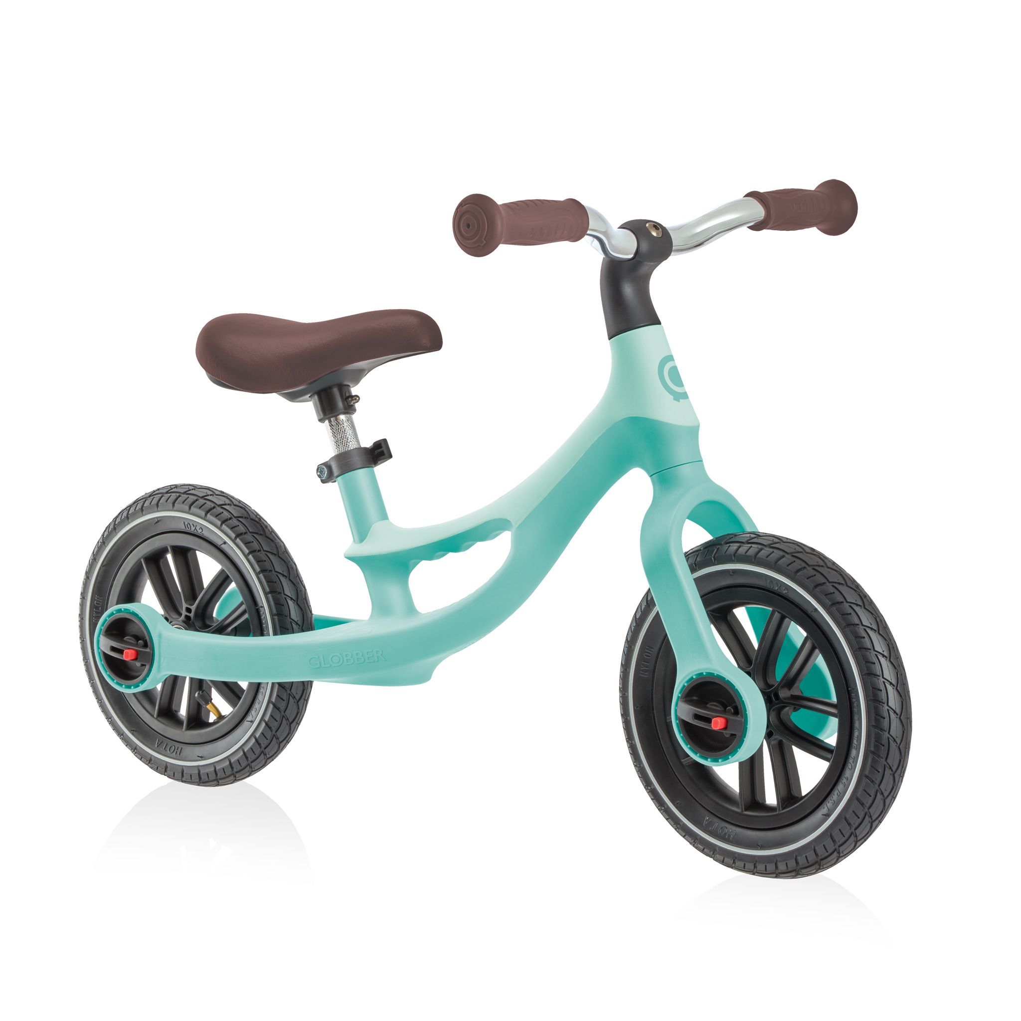 Беговел Globber Go Bike Elite Air светло-зеленый - фото 1