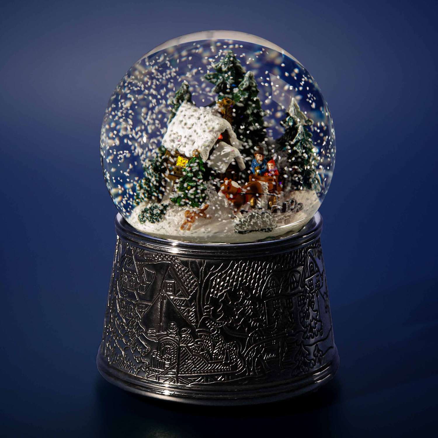 Стеклянный снежный шар Glassglobe Новогодняя метель - фото 2