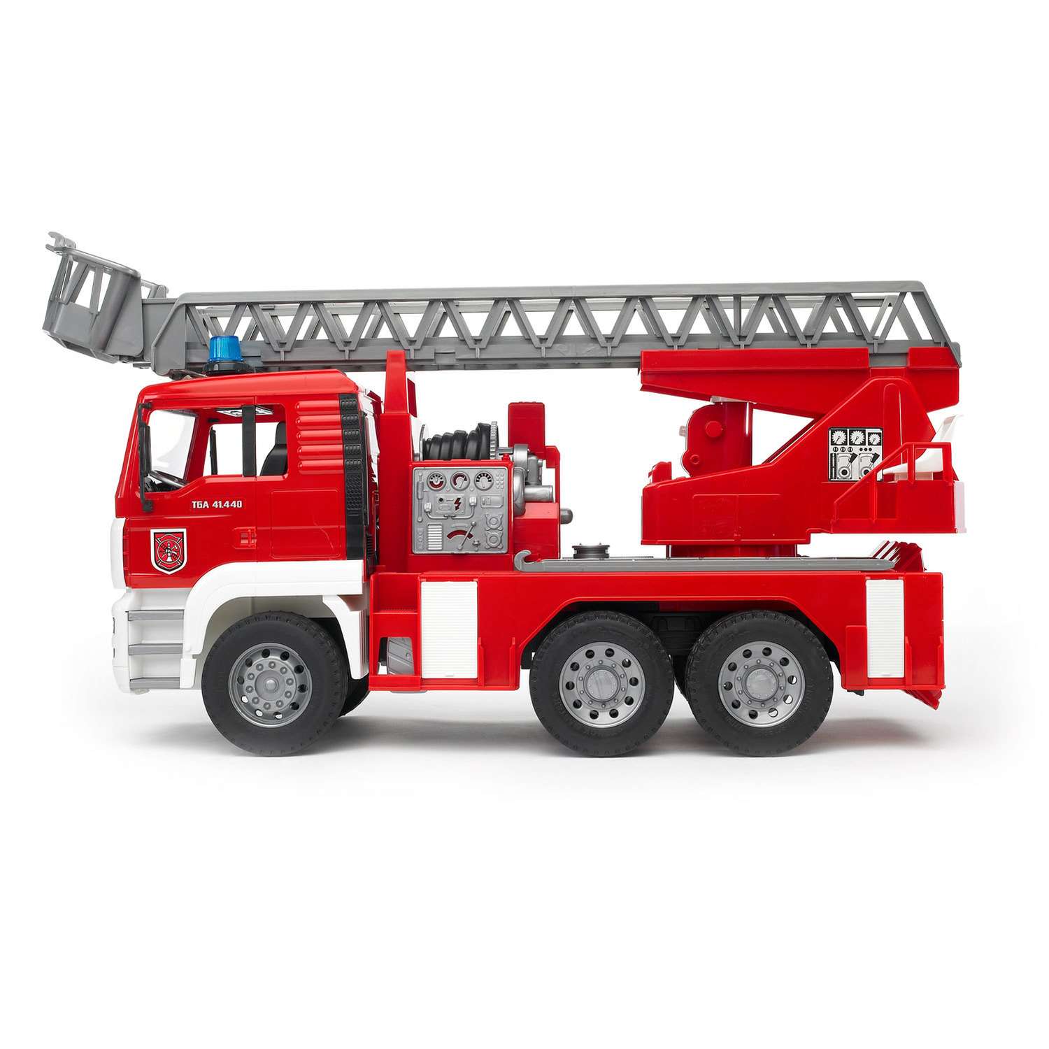 Пожарная машина Bruder MAN со светом и звуком 1:16 02-771 - фото 3