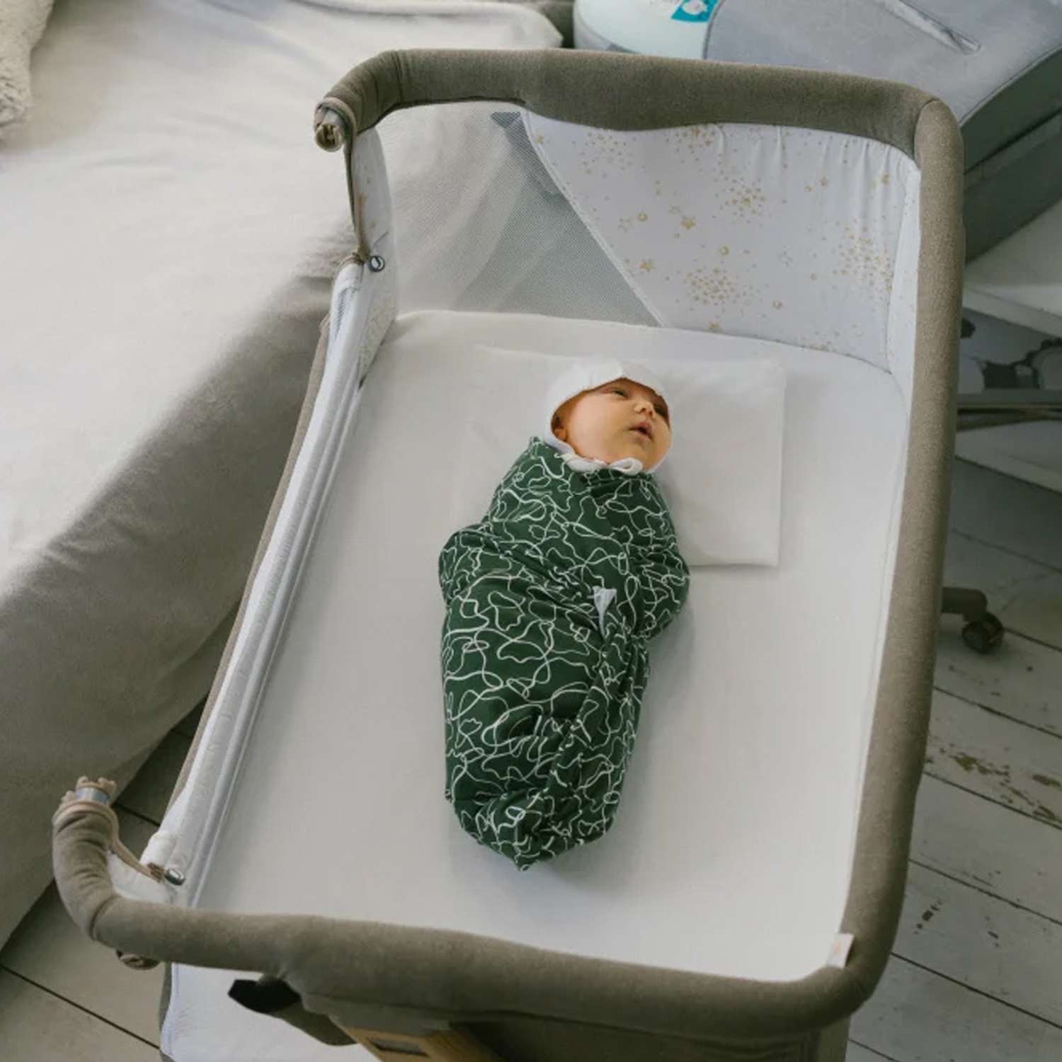 Кровать JANE приставная 0+ с комплектом постельного белья baby side glitter - фото 10