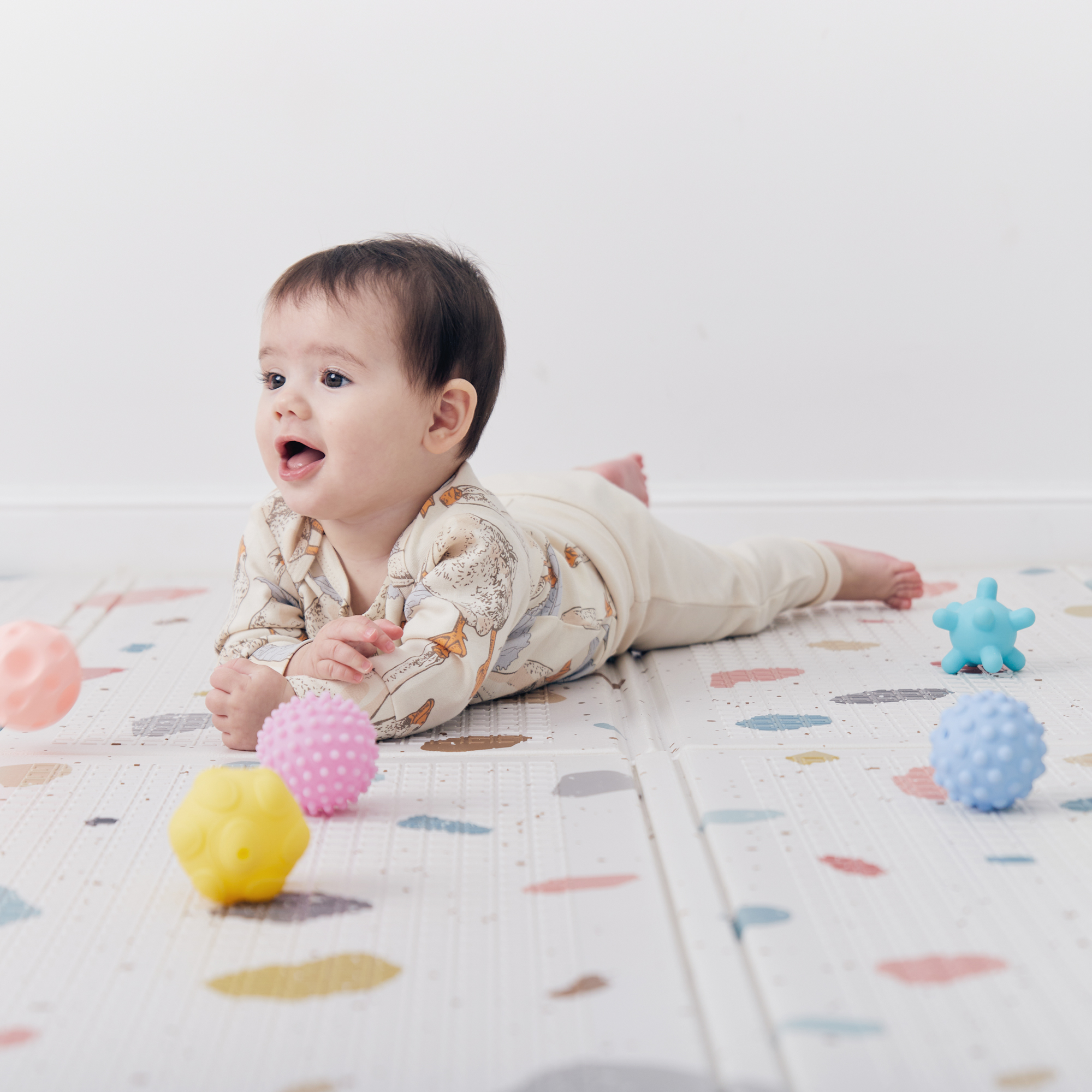 Коврик детский Happy Baby Soft Floor массажный непромокаемый складной - фото 12