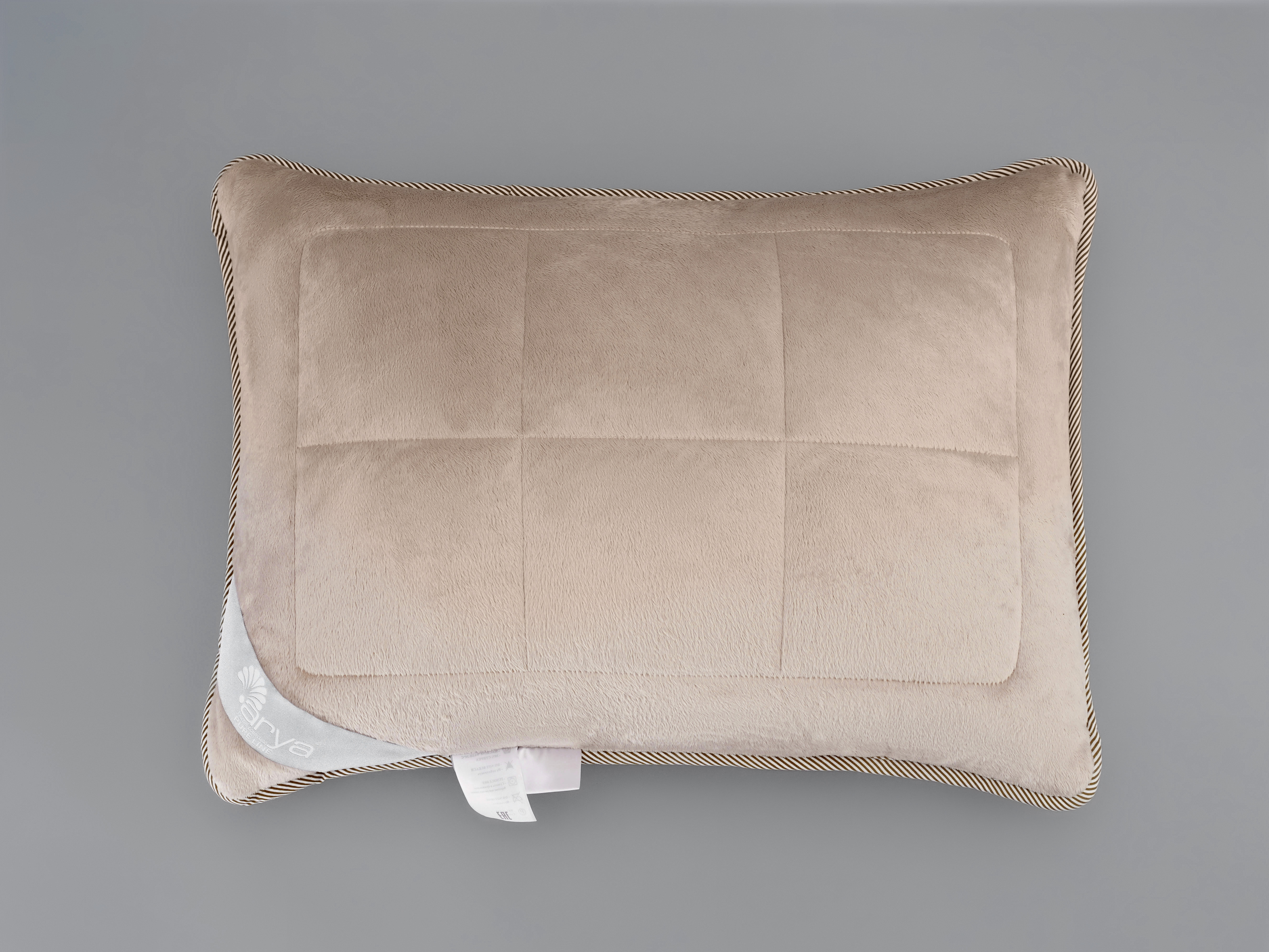 Подушка Arya Home Collection 50х70 для сна Pure Line Sophie Brown 50 на 70 - фото 1