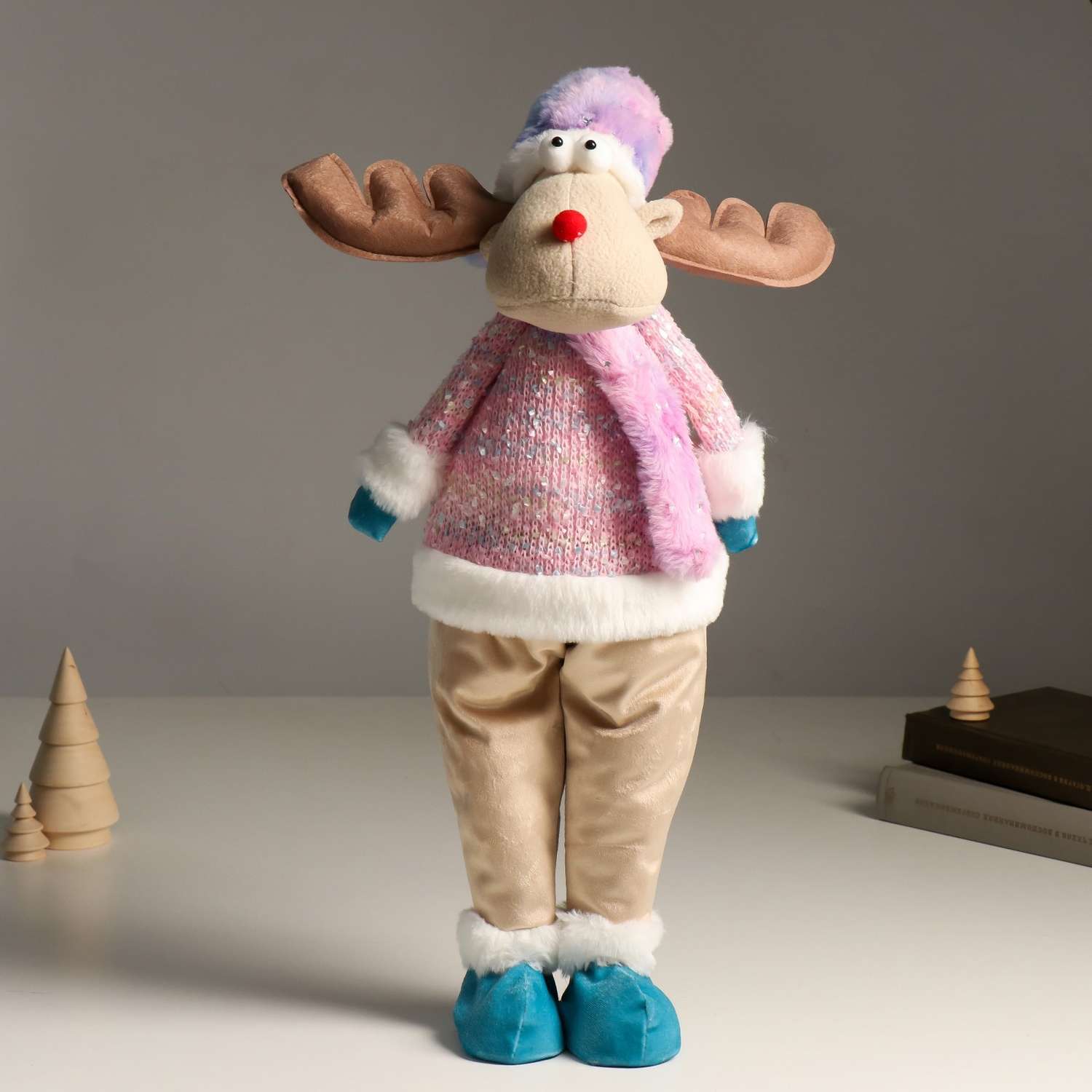 Кукла интерьерная Зимнее волшебство «Лосик в розовом свитере с мехом и голубом колпаке со звёздочкой» 61 5 см 94880 - фото 2