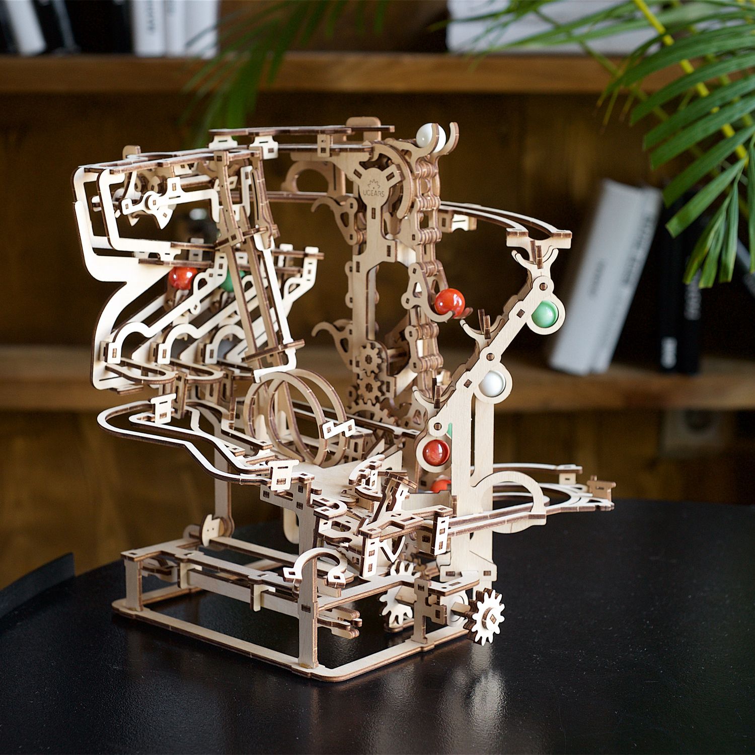 Сборная деревянная модель UGEARS Марбл-трасса Цепной подъемник 3D-пазл  механический конструктор купить по цене 5490 ₽ в интернет-магазине Детский  мир