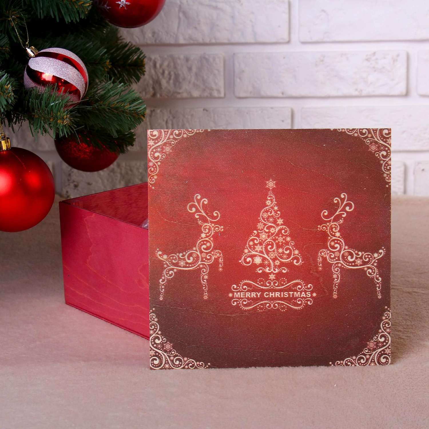 Коробка Sima-Land подарочная«Merry Christmas. c оленями» бордовая. 20×20×10 см - фото 2