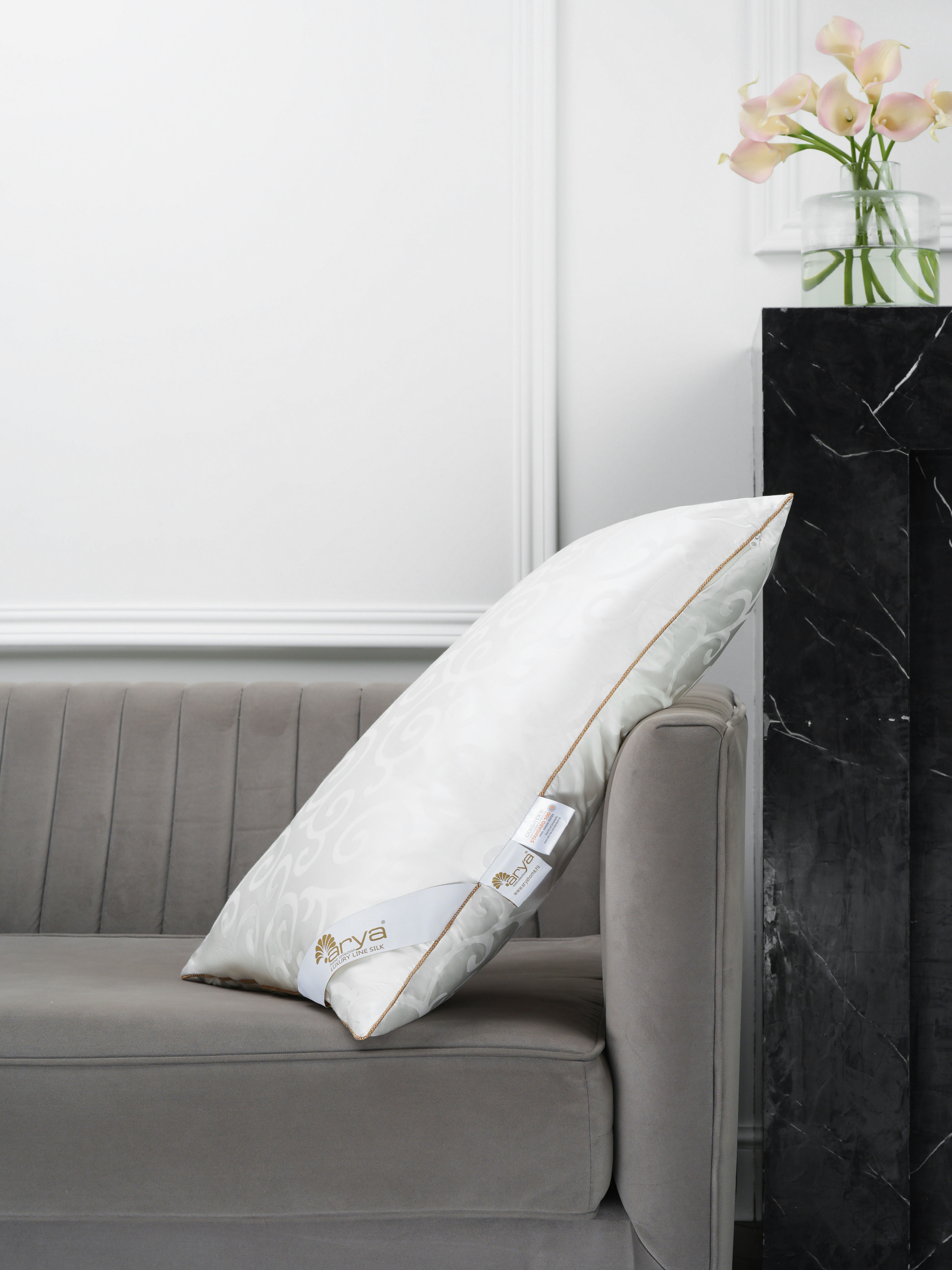 Подушка Arya Home Collection 50х70 см для сна Шелк Luxury - фото 4