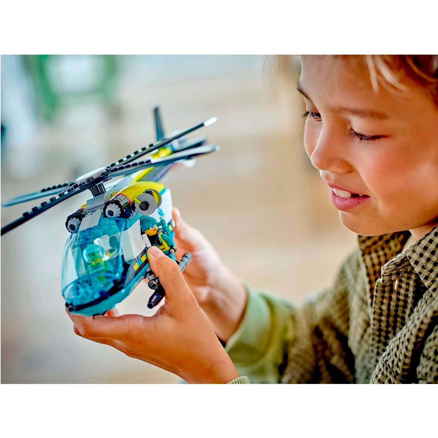 Конструктор детский LEGO City Аварийно-спасательный вертолет 60405 - фото 10