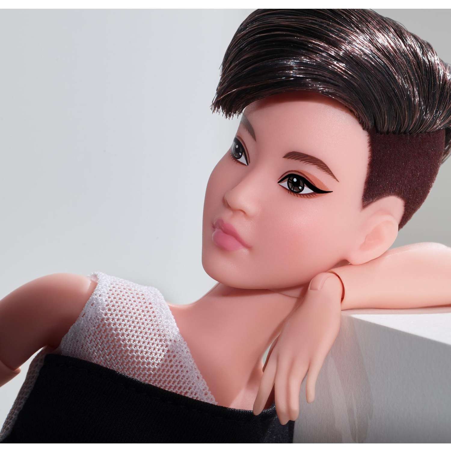 Кукла Barbie Looks брюнетка GXB29 GXB29 - фото 8