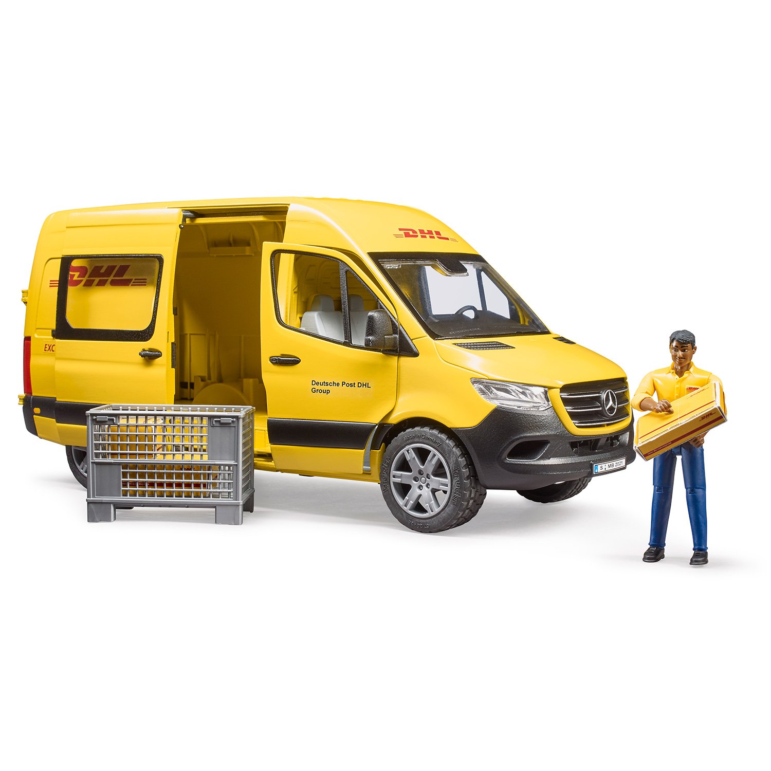 Автомобиль BRUDER Mercedes-Benz Sprinter фургон DHL с фигуркой купить по  цене 9639 ₽ в интернет-магазине Детский мир