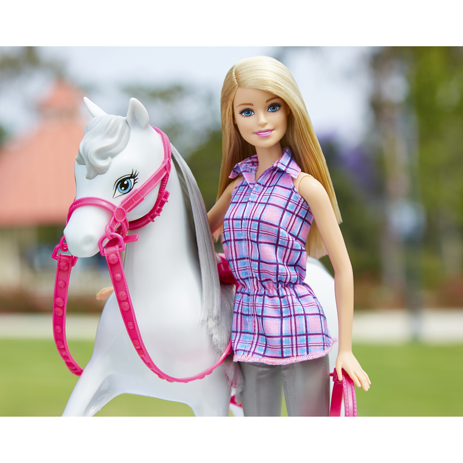 Кукла Barbie Barbie и лошадь DHB68 купить по цене 949 ₽ в интернет-магазине  Детский мир