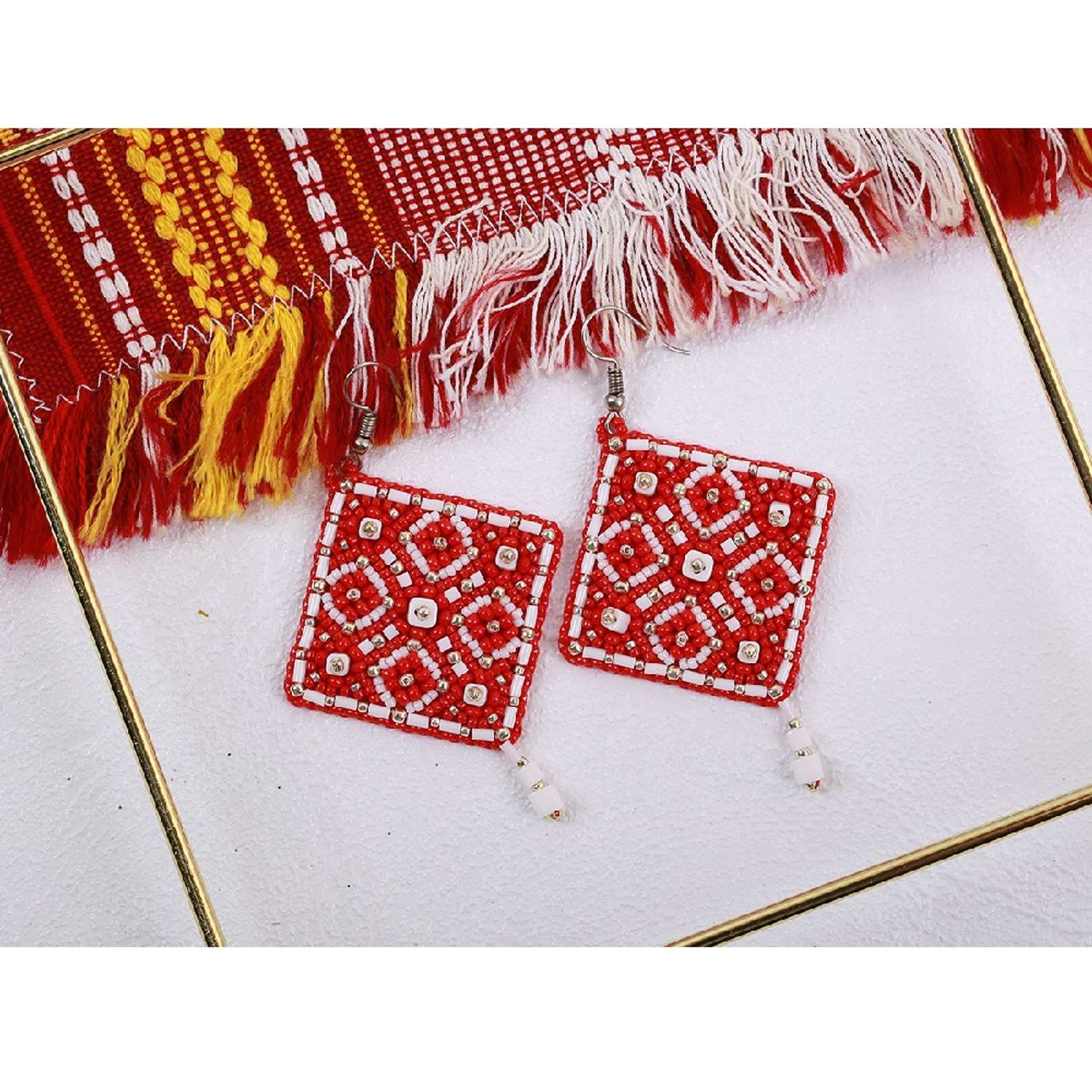 Набор для вышивания бисером Klart 10-507 Серьги квадратные. Красный орнамент - фото 4