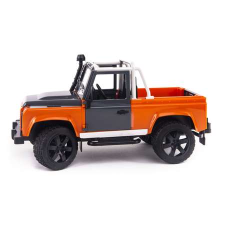 Внедорожник-пикап Bruder Land Rover Defender 02-591