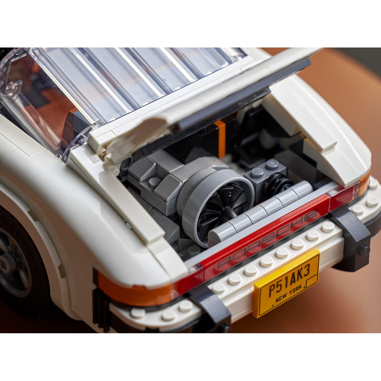 Конструктор LEGO Icons Porsche 911 10295 - фото 13