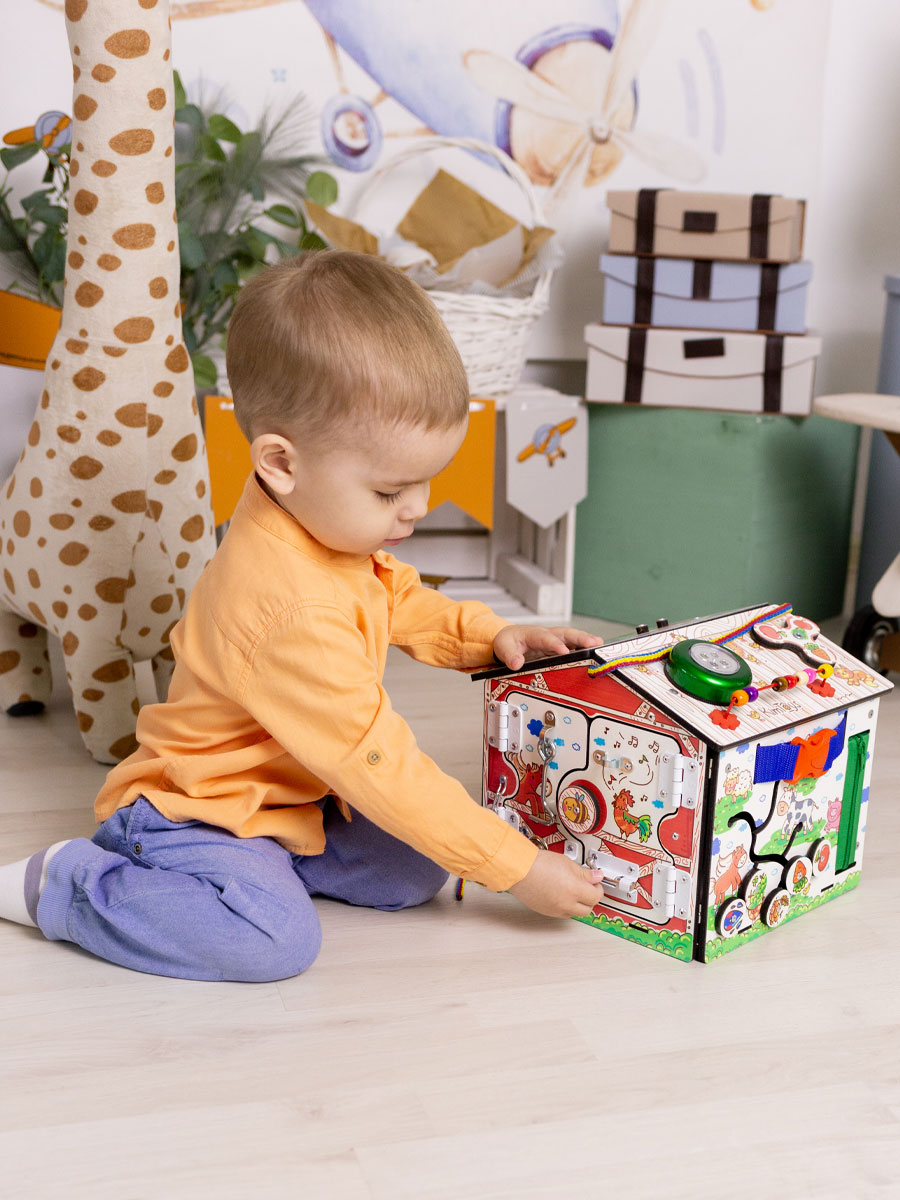 Бизиборд KimToys развивающий домик для малышей - фото 14
