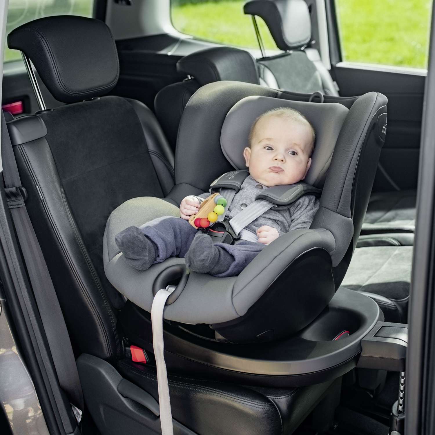 Автокресло Britax Romer Dualfix