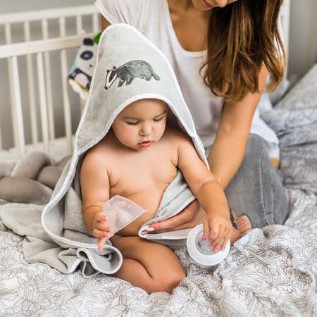 Полотенце Babyono Velour c велюром 100х100 см. Арт.540/02 барсук/серое