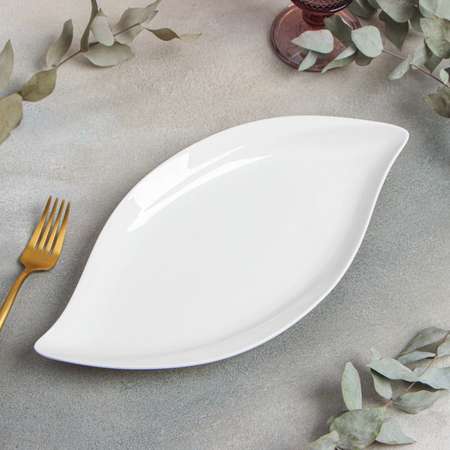 Блюдо сервировочное MAGISTRO фарфоровое Magistro «Ладья» 33 5×17 см цвет белый