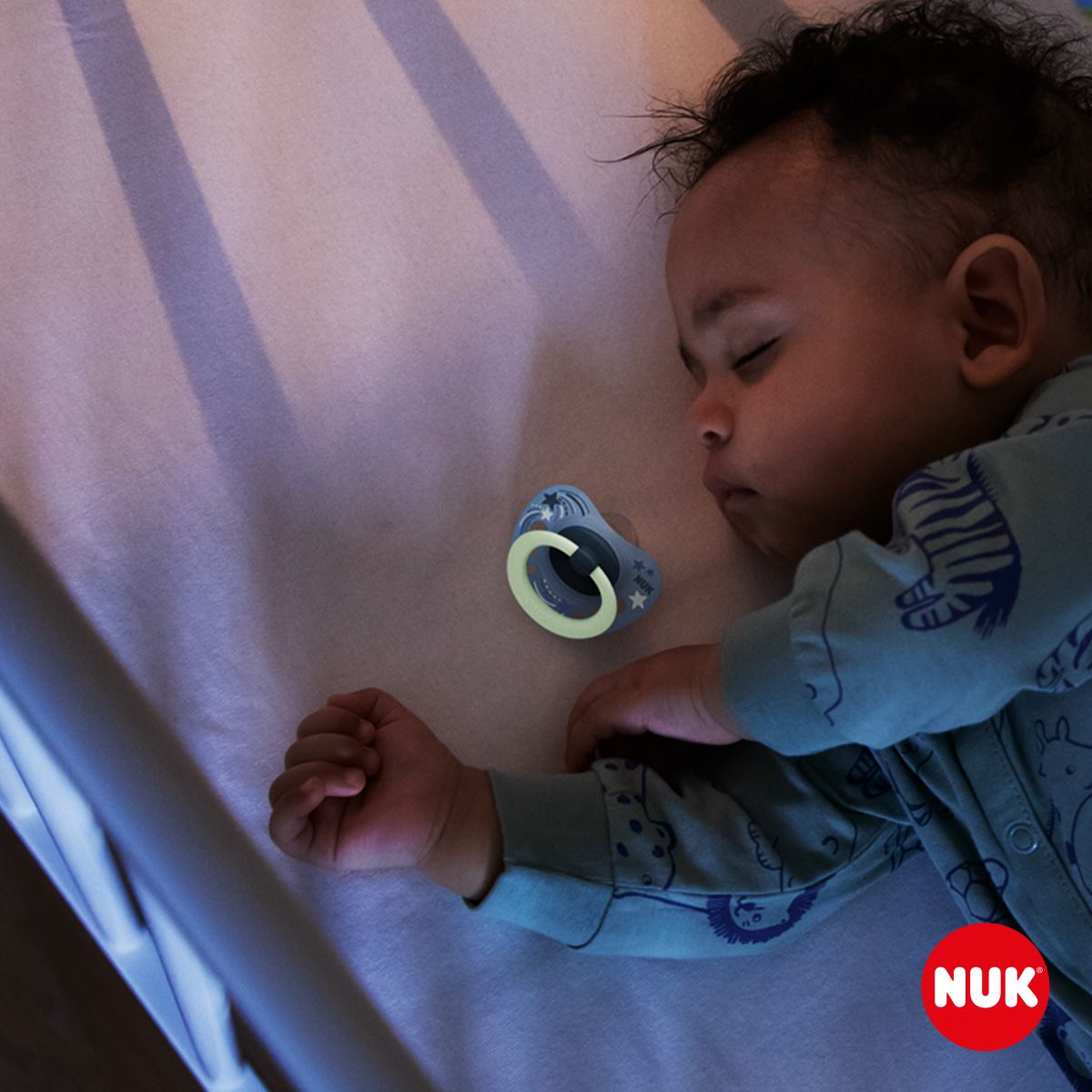 Соска пустышка ортодонтическая силикон Nuk NUK SIGNATURE NIGHT - фото 2