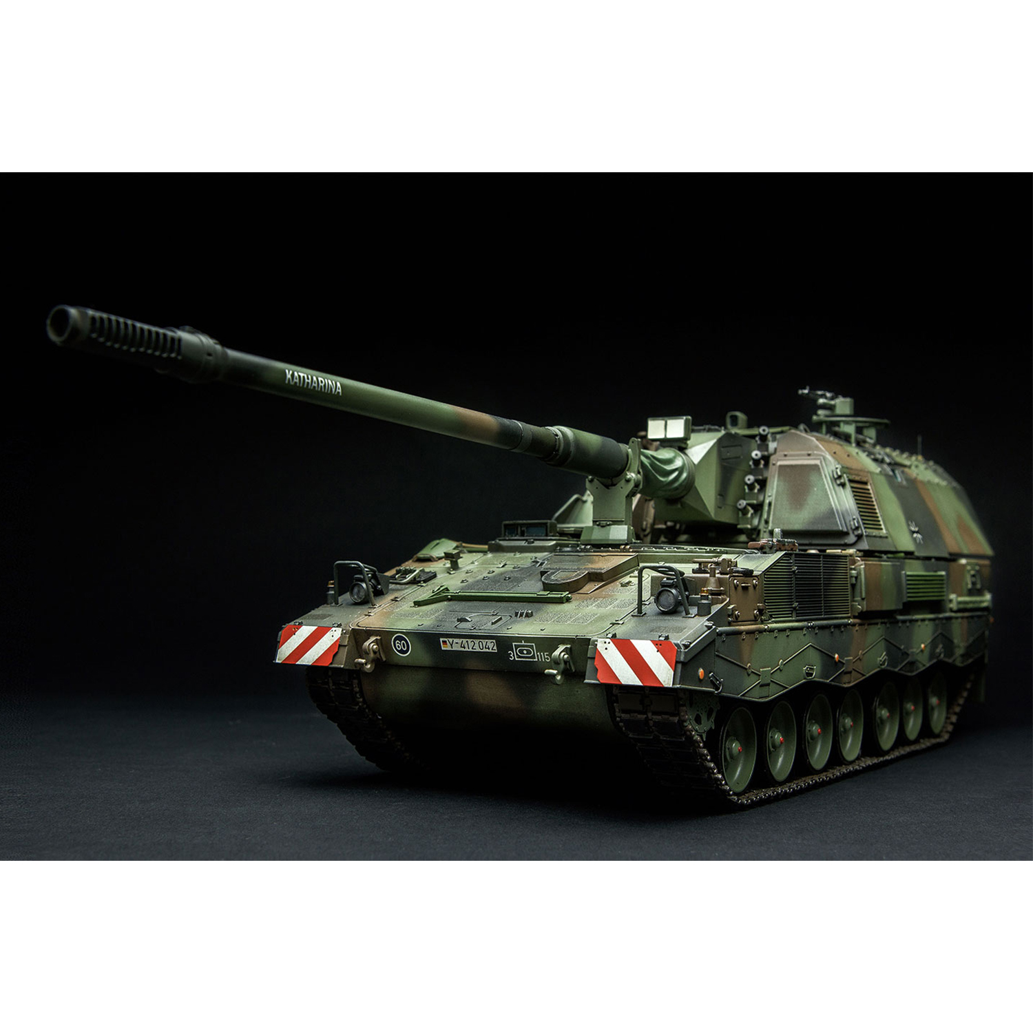 Сборная модель MENG TS-012 самоходная гаубица Panzerhaubitze 24278669062 - фото 2
