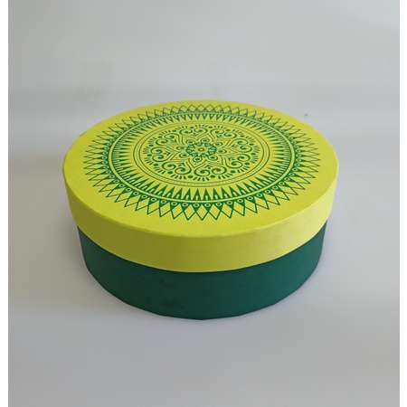 Коробка подарочная Cartonnage Круглая Мандалы фисташковый зеленый