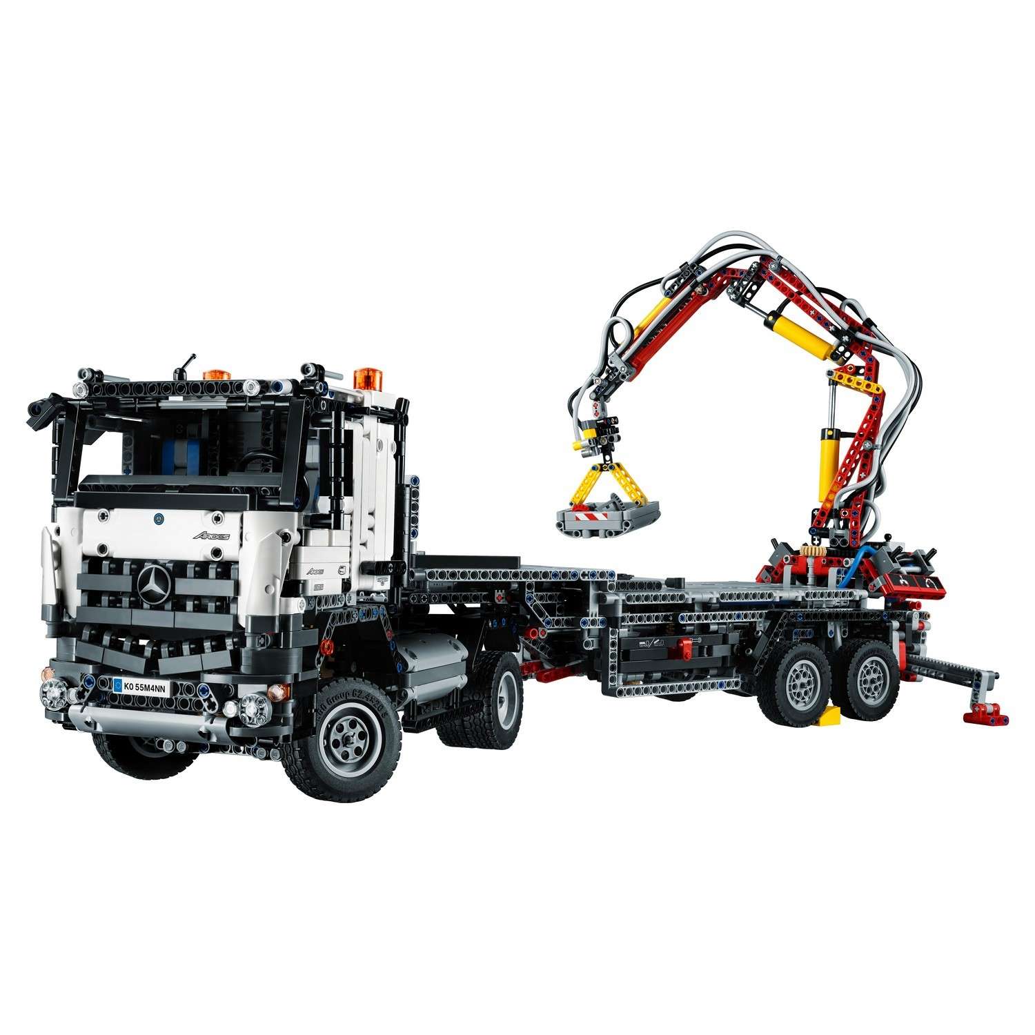Конструктор LEGO Technic Mercedes-Benz Arocs 3245 (42043) - фото 7