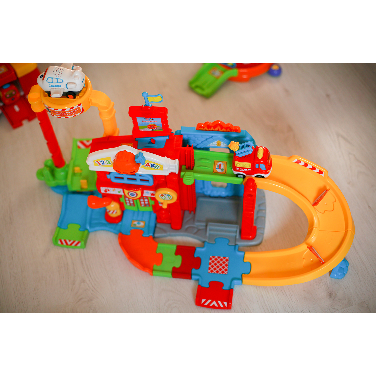 Игрушка Vtech Пожарная станция 80-503926 - фото 10