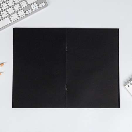 Тетрадь ArtFox с чёрными листами Zima blizko 32 листа