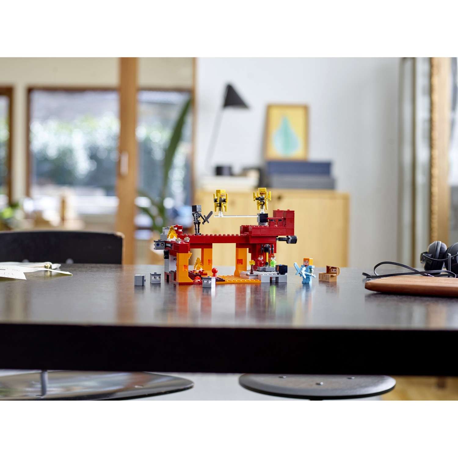 Конструктор LEGO Minecraft Мост ифрита 21154 - фото 4