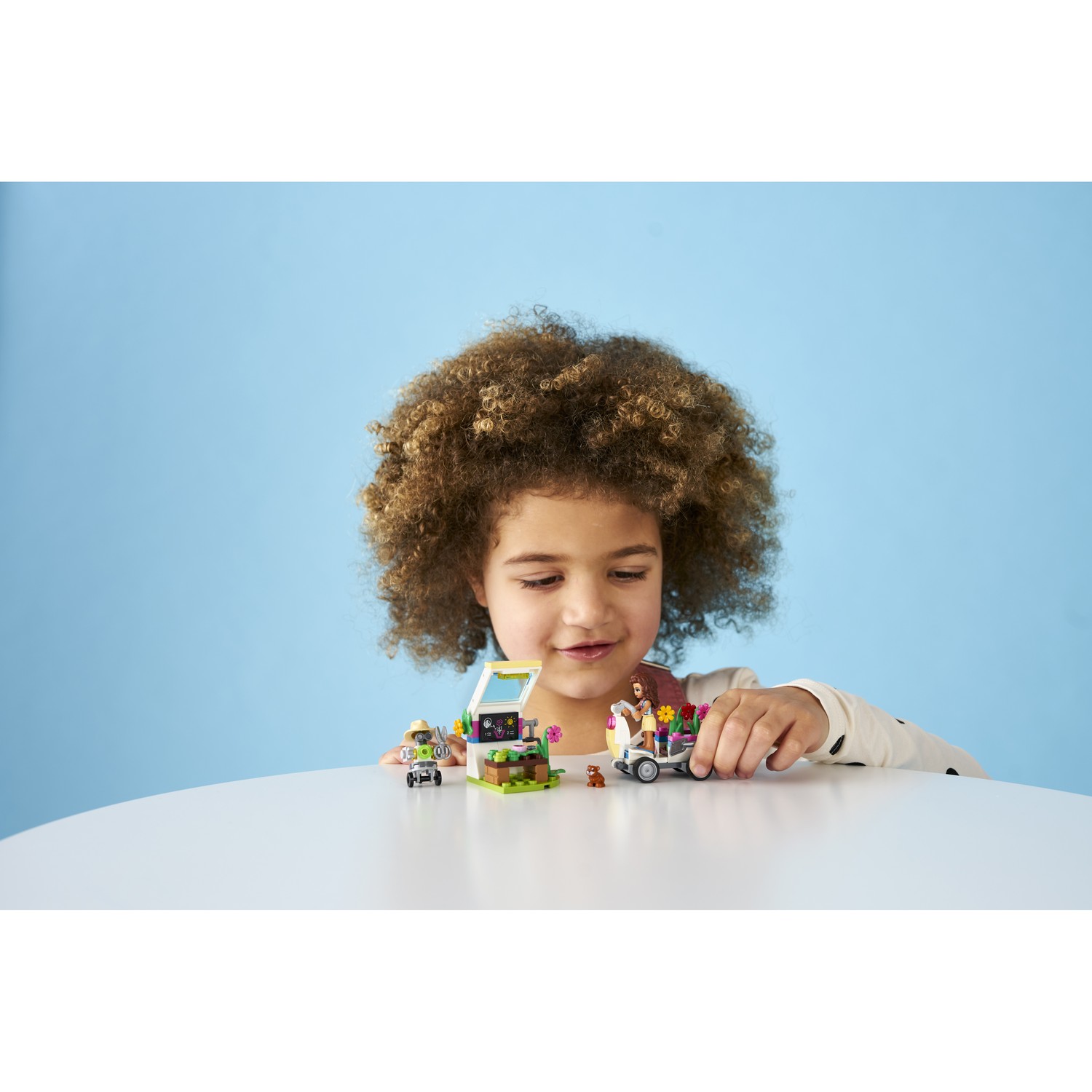 Конструктор LEGO Friends Цветочный сад Оливии 41425 - фото 12