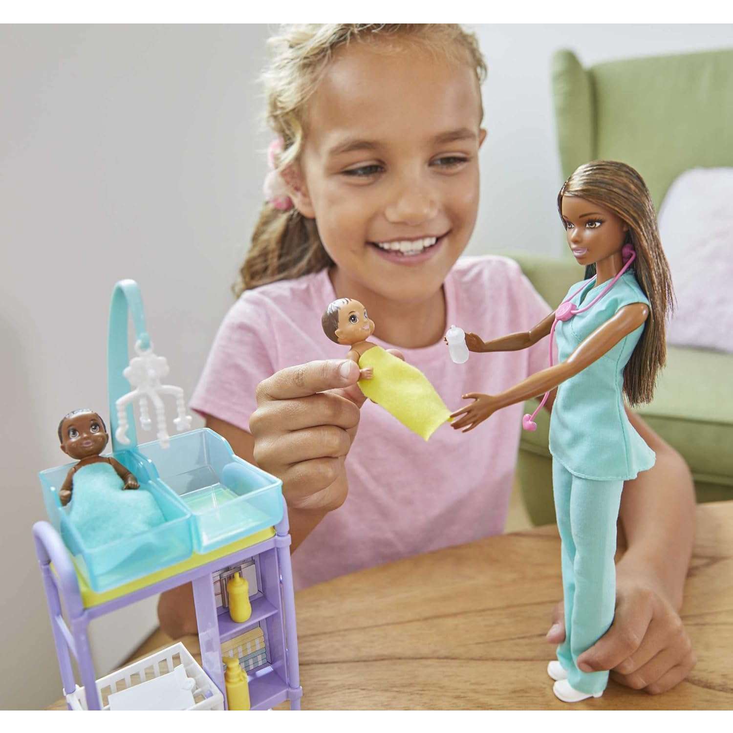 Набор игровой Barbie Детский врач Шатенка GKH24 GKH24 - фото 5