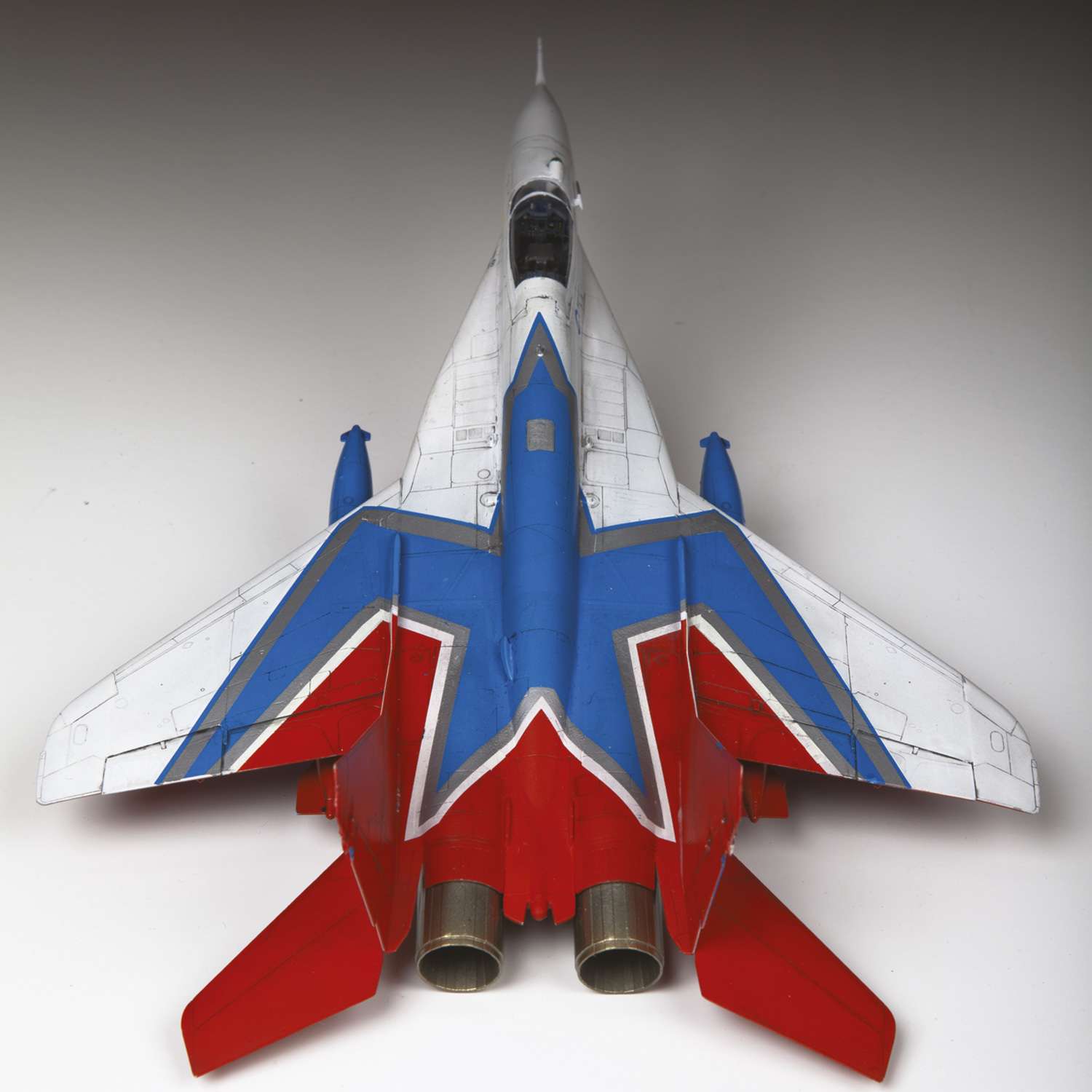 Модель сборная Звезда Самолёт МиГ 29 Стрижи 7310 - фото 3